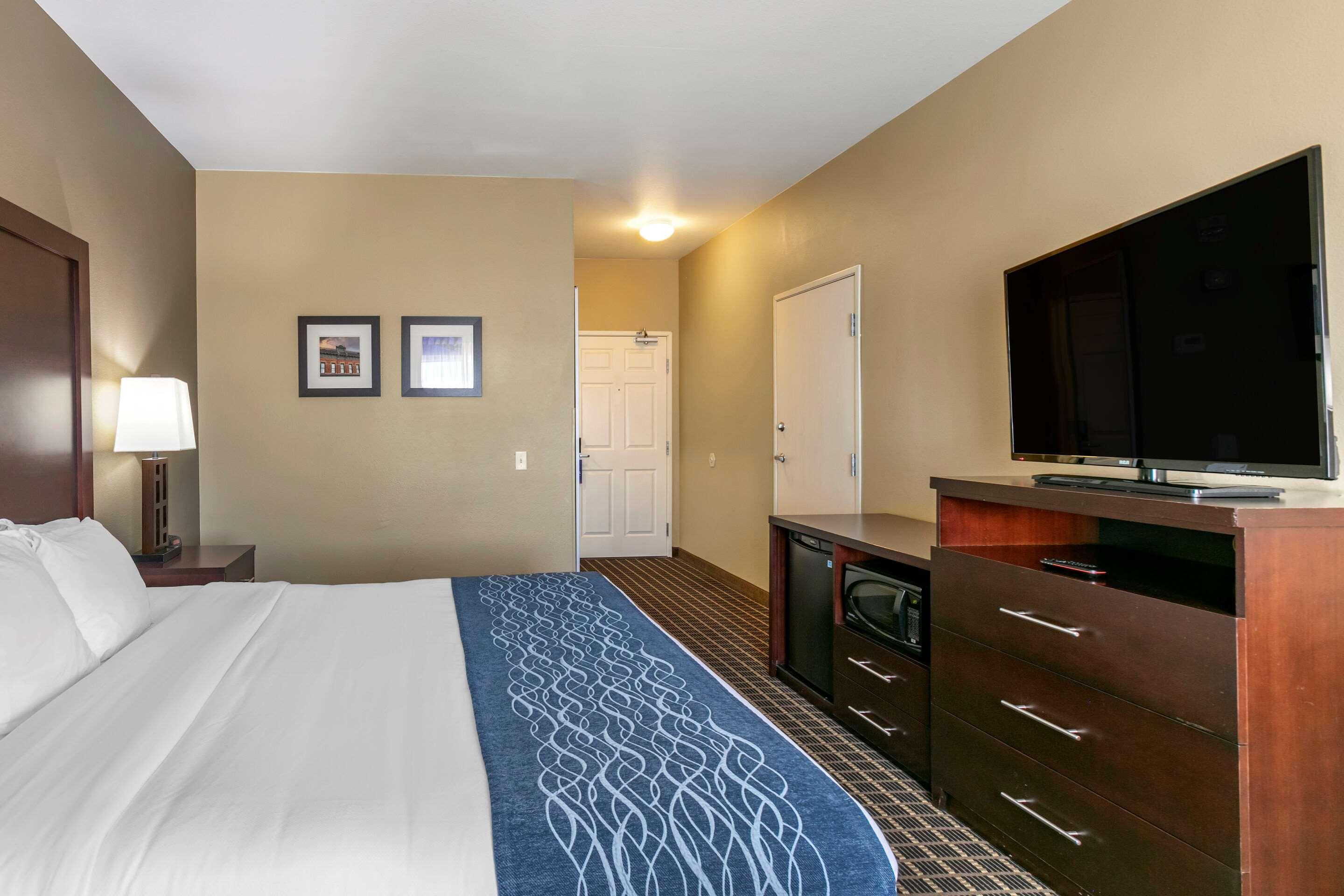 Comfort Collins North 3*